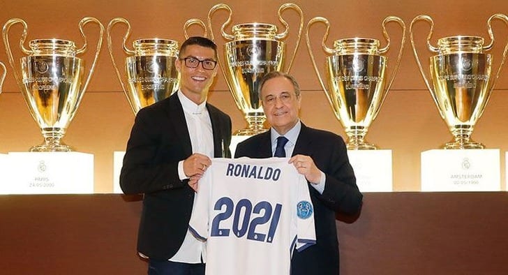 «Реал» подписал с Роналду новый контракт
