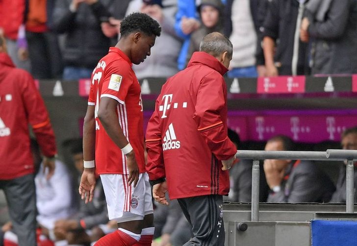Давид Алаба (слева), fcbayern.com