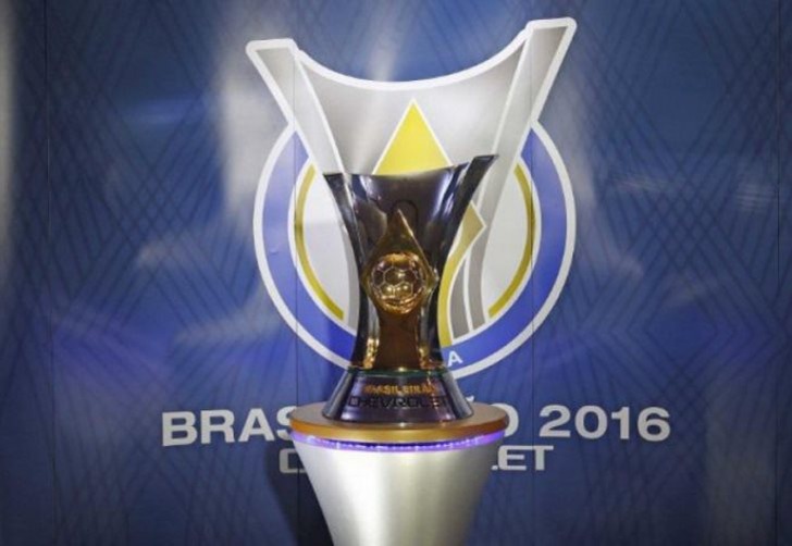 Трофей чемпионата Бразилии по футболу в прошлом сезоне, CBF