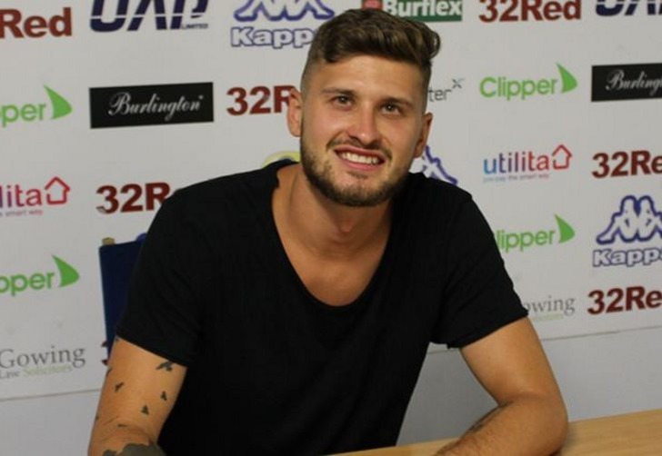 Матеуш Клих, leedsunited.com
