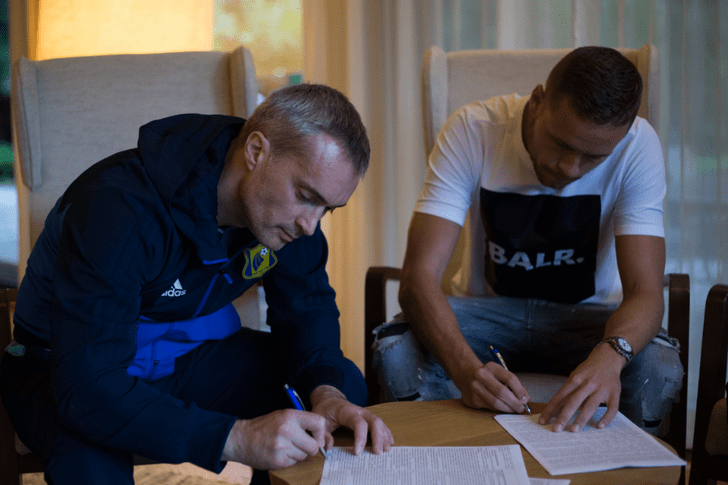 Сверрир Инги Ингасон (справа), fc-rostov.ru