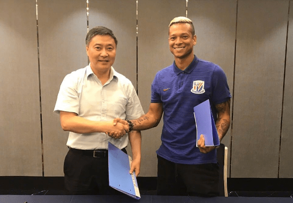 Фреди Гуарин (справа), Shanghai Shenhua FC