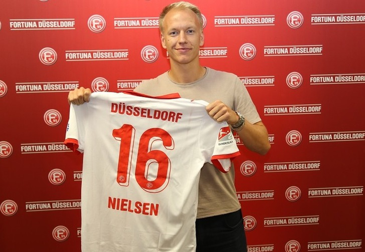 Ховард Нильсен, f95.de