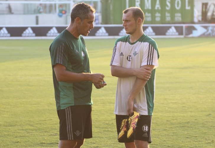 Роман Зозуля (справа), football24.ua