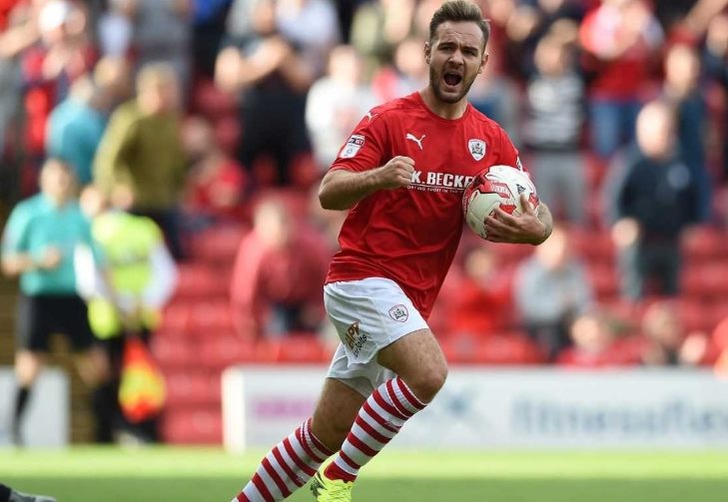 Адам Армстронг, barnsleyfc.co.uk