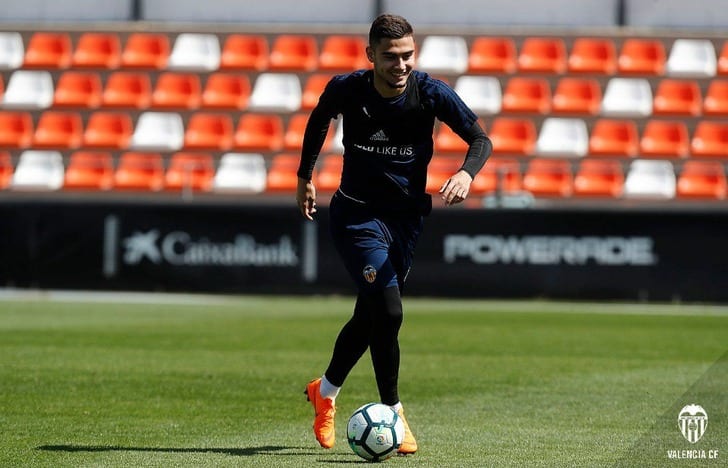 Андреас Перейра, twitter.com/andrinhopereira